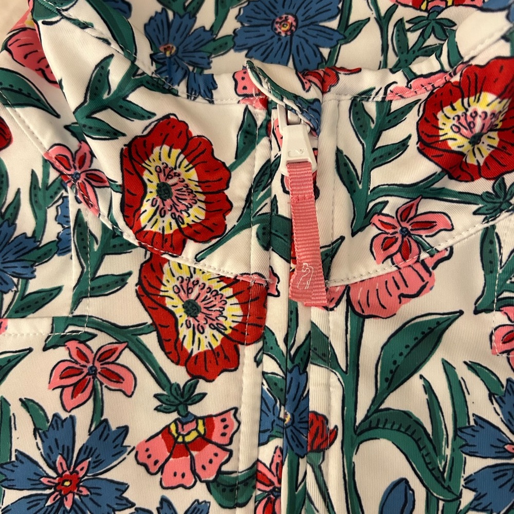 Vineyard Vines Floral Print 1/2 Zip Pullover NWOT - Picture 6 of 7